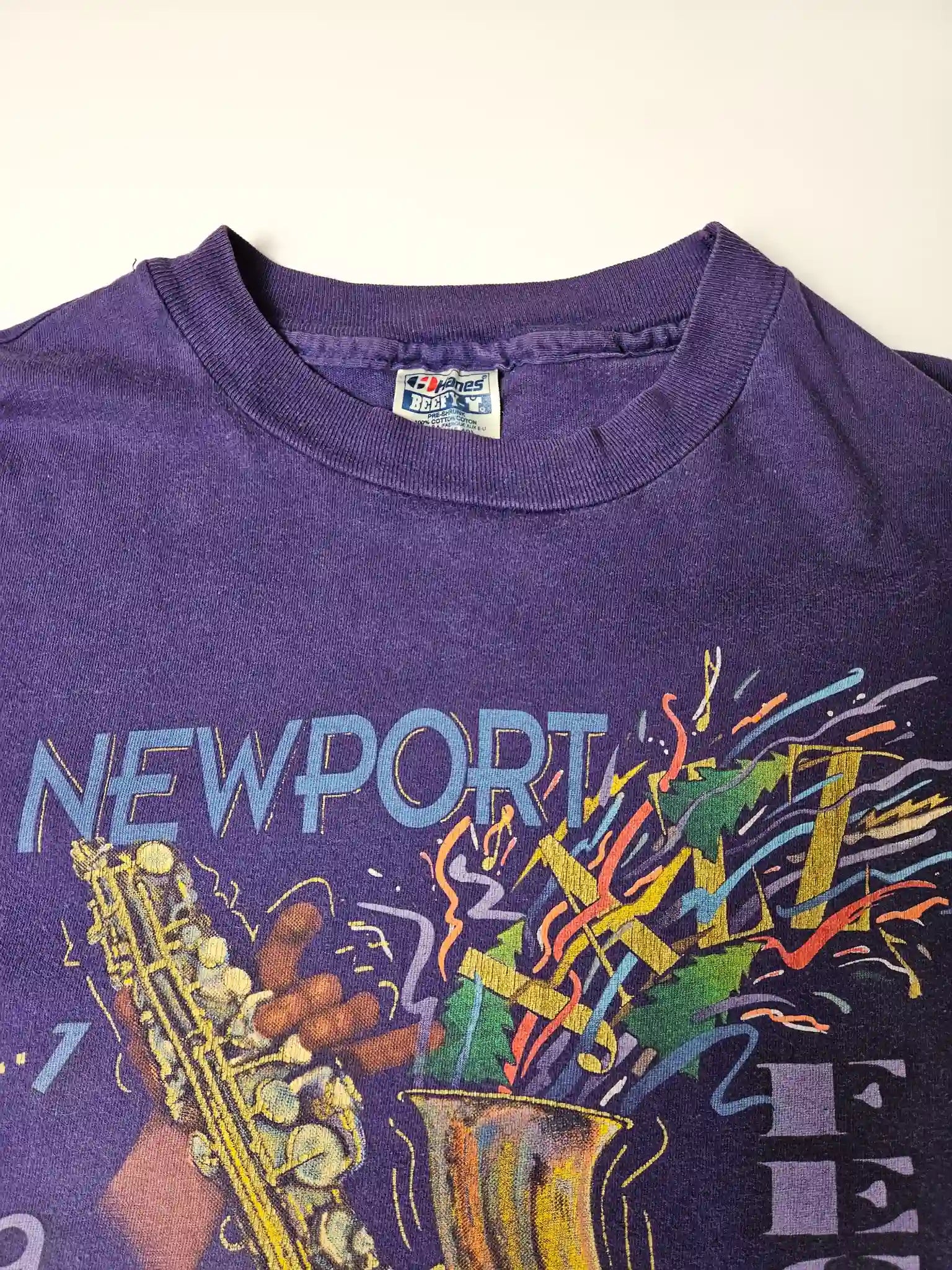 Hanes Beefy-T neklabel made in USA, vintage XL