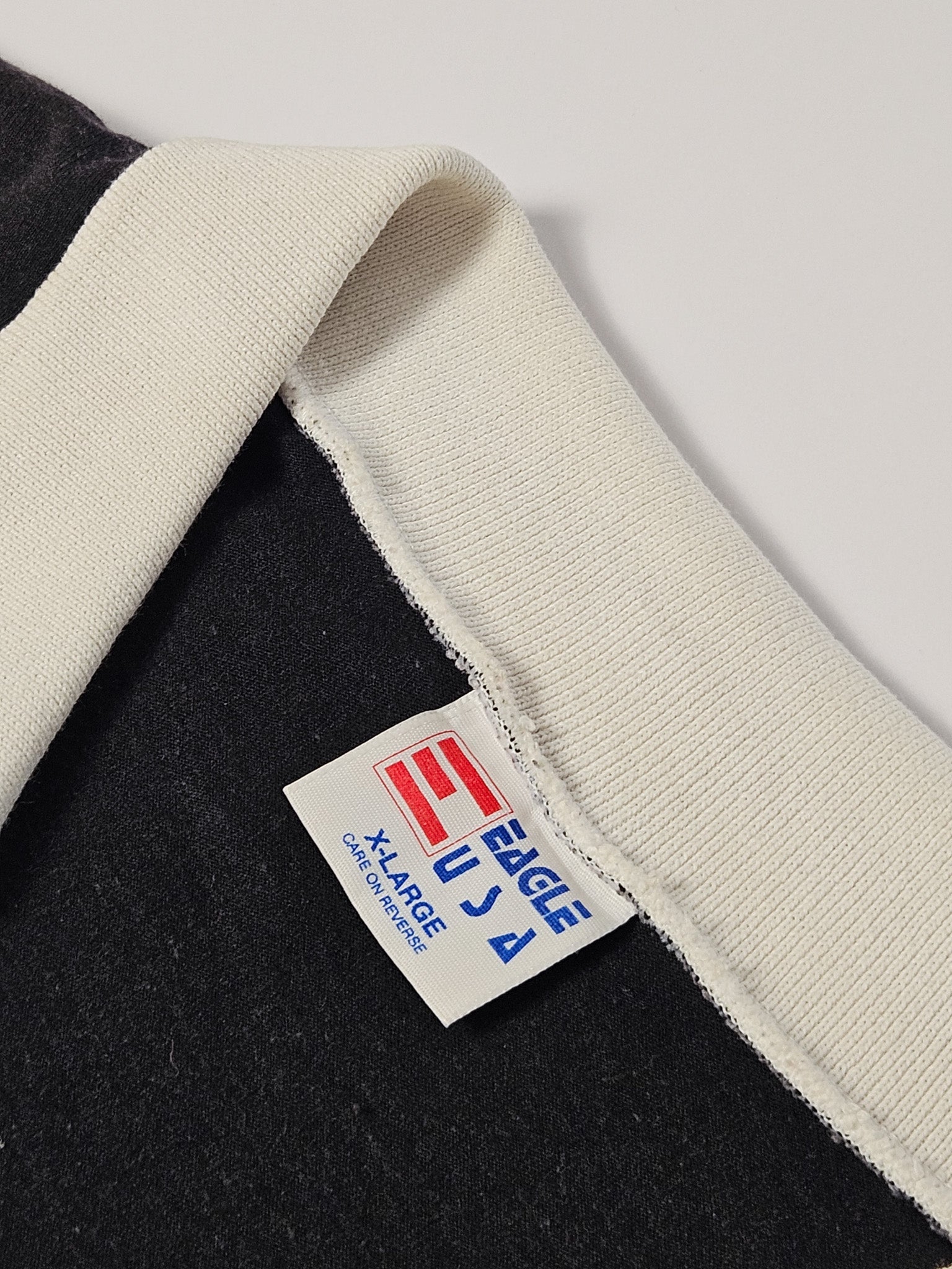 Label van Eagle USA blank, Made in USA, gebruikt voor officiële Bob Marley tee, maat XL
