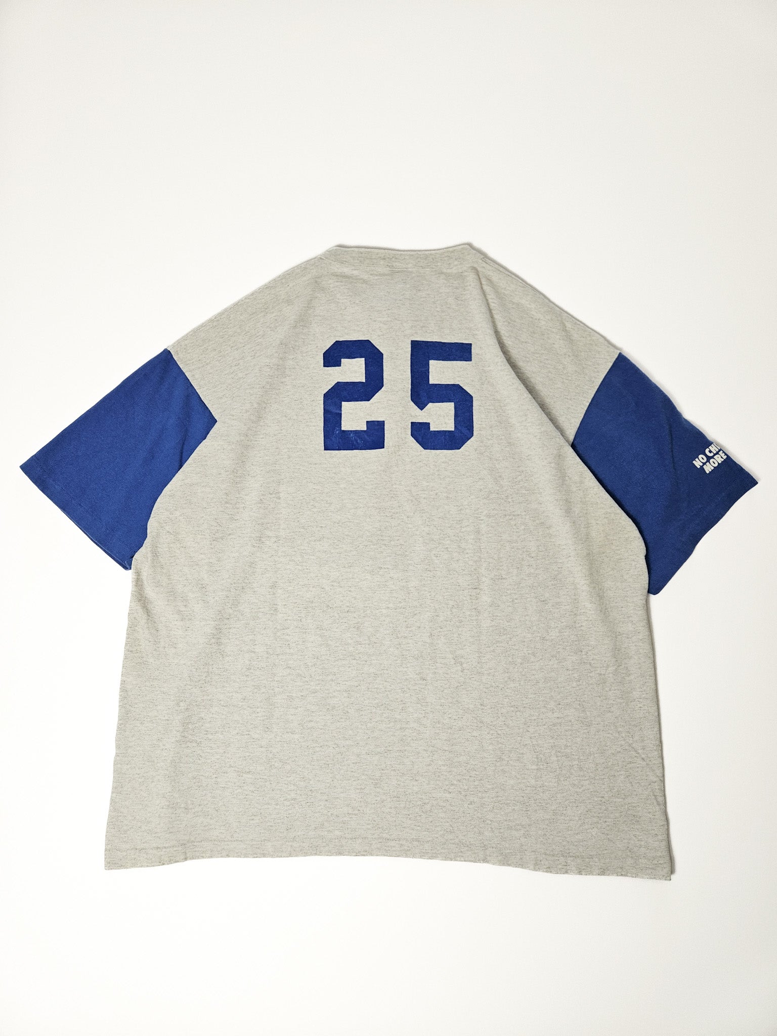 Vintage ABC15 News T-shirt uit de jaren 90 met blauwe jersey mouwen en frontprint van het logo, maat 2XL