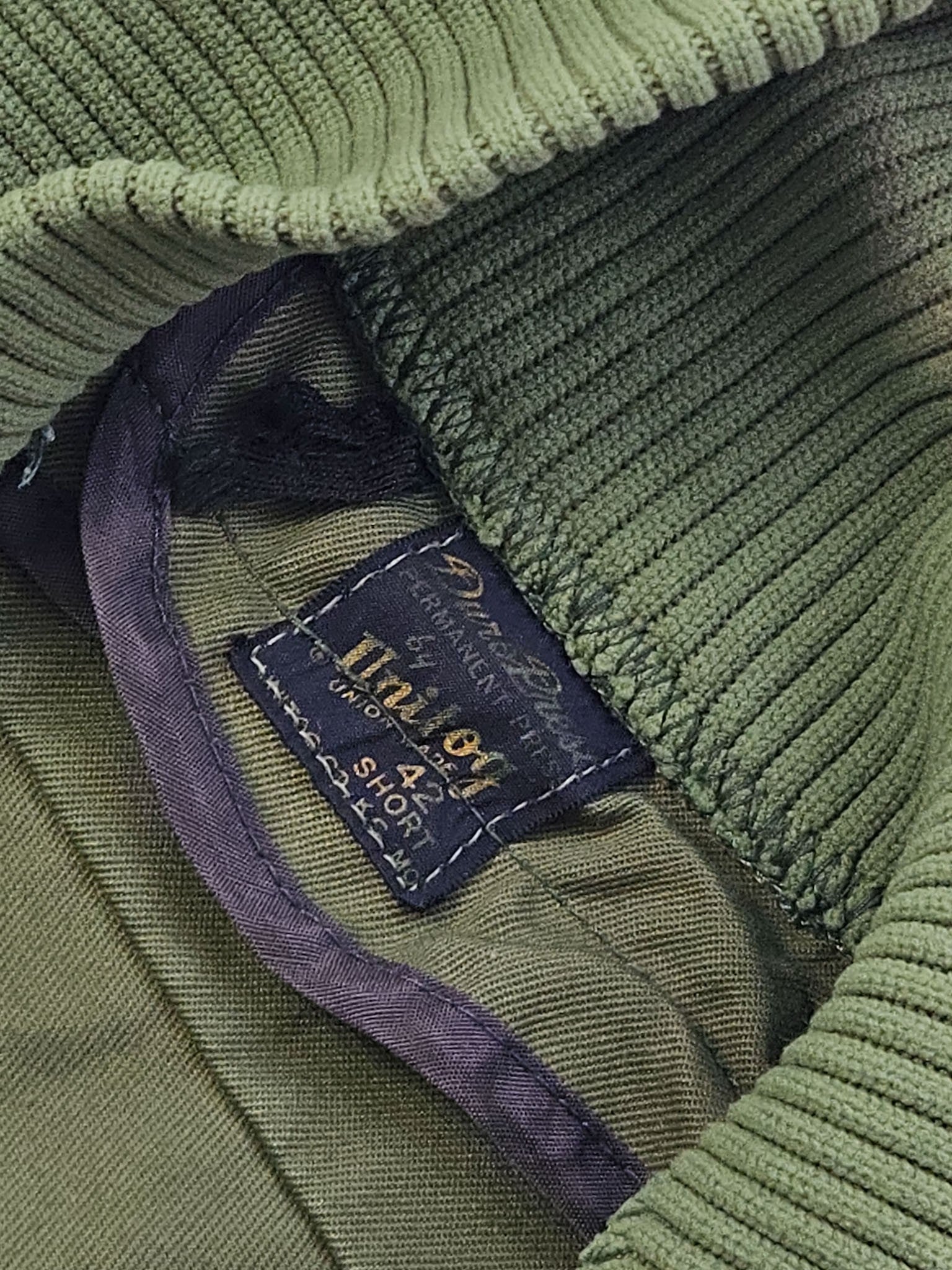 Unitog union-made label met labelmaat 44 Short op vintage werkjas uit de jaren '60-'70.