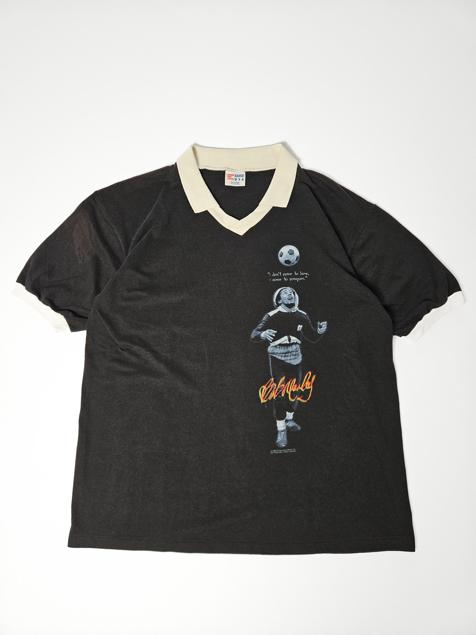 Zwart Bob Marley T-shirt uit 1999 met sportieve portretprint en de quote “I don’t come to bow”, maat XL
