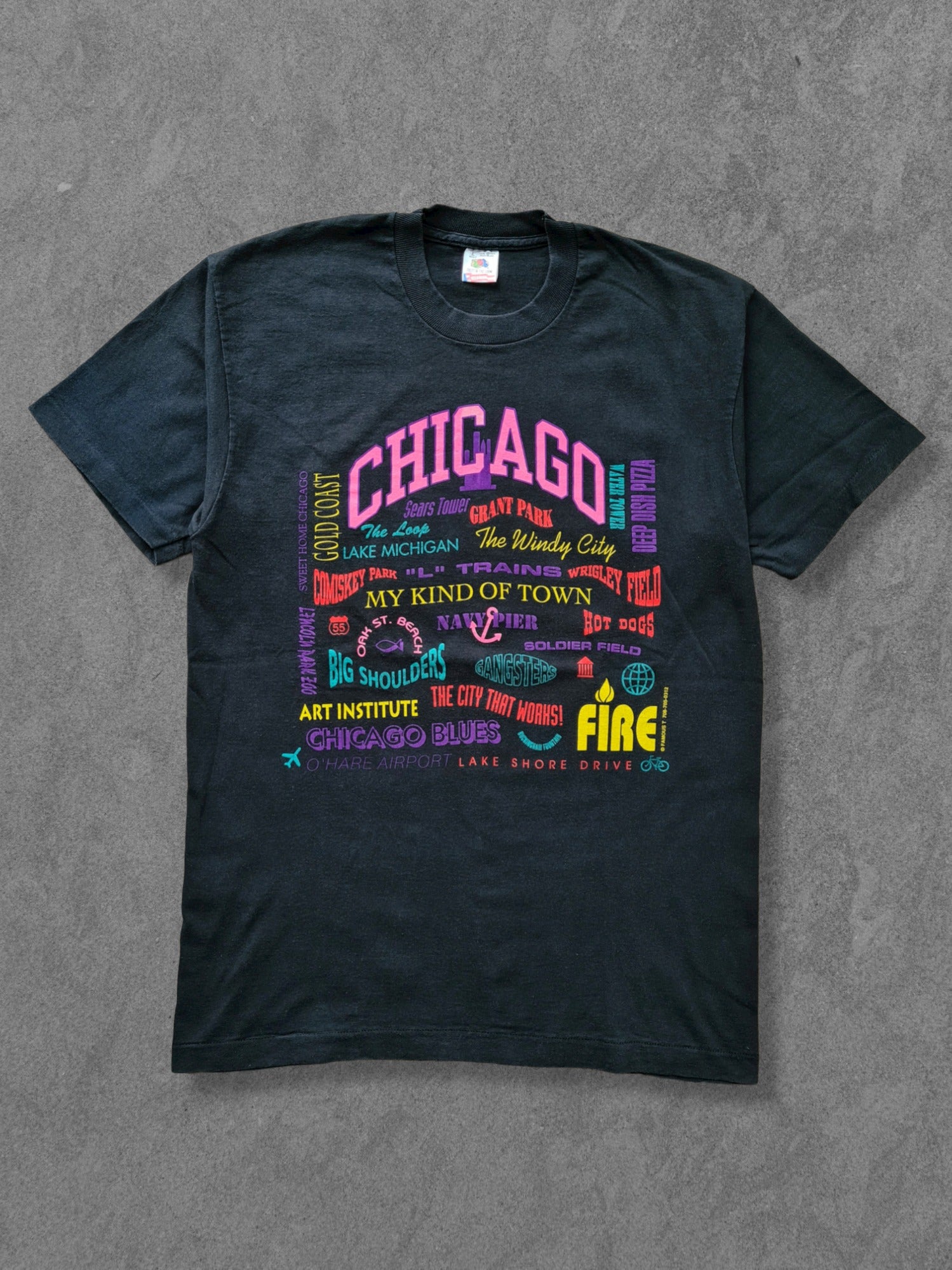 De vintage winkel met tweedehands kleding uit de thrift | 1992 FRUIT OF THE LOOM ''CHICAGO'' T-SHIRT [L] T-SHIRT