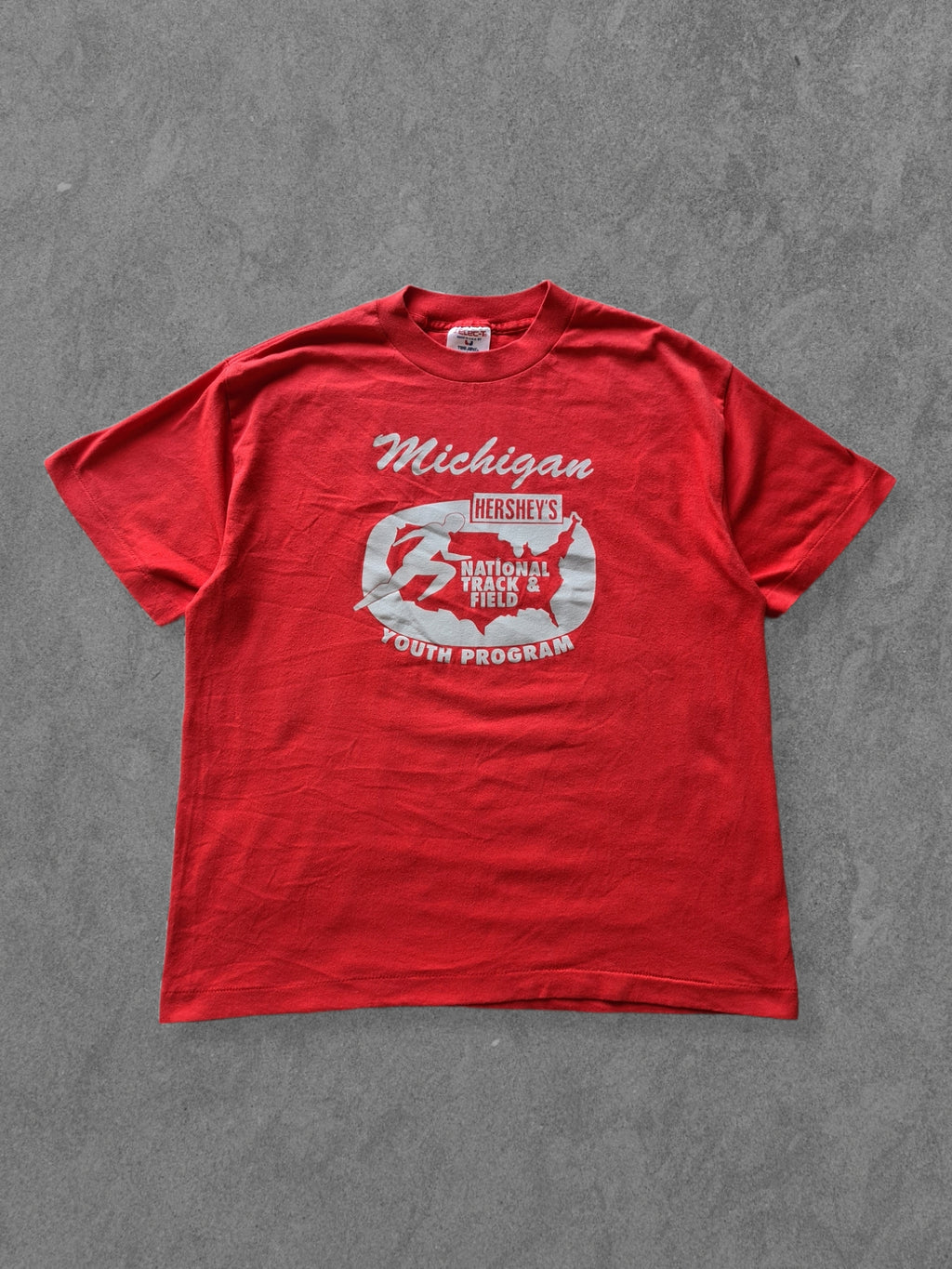 De vintage winkel met tweedehands kleding uit de thrift | 1993 TEE JAYS ''MICHIGAN TRACK'' T-SHIRT [L] T-SHIRT