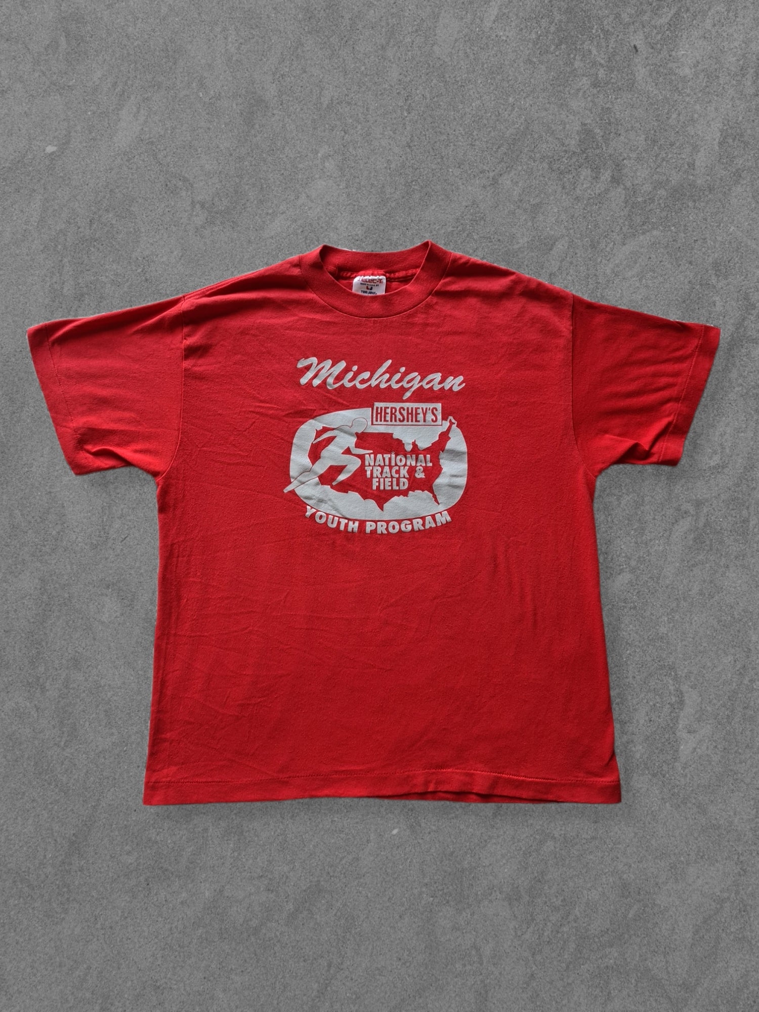 De vintage winkel met tweedehands kleding uit de thrift | 1993 TEE JAYS ''MICHIGAN TRACK'' T-SHIRT [L] T-SHIRT