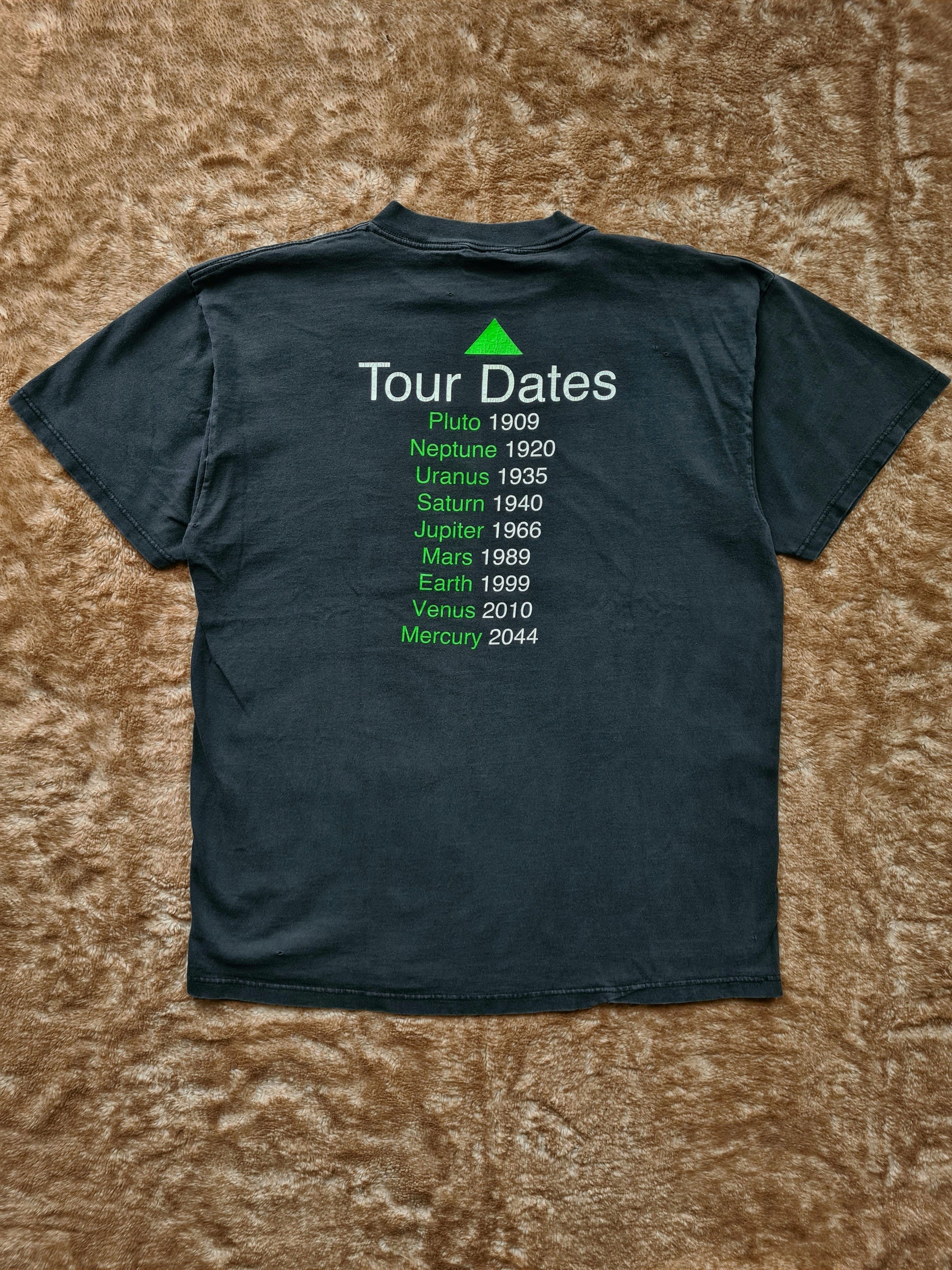 De vintage winkel met tweedehands kleding uit de thrift | 1995 TULTEX ''ALIEN TOUR'' T-SHIRT [XL] T-SHIRT