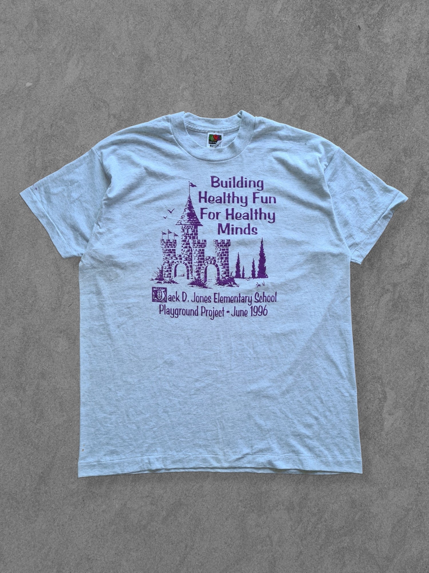 De vintage winkel met tweedehands kleding uit de thrift | 1996 BEST FRUIT OF THE LOOM ''MINDS'' T-SHIRT [XL] T-SHIRT
