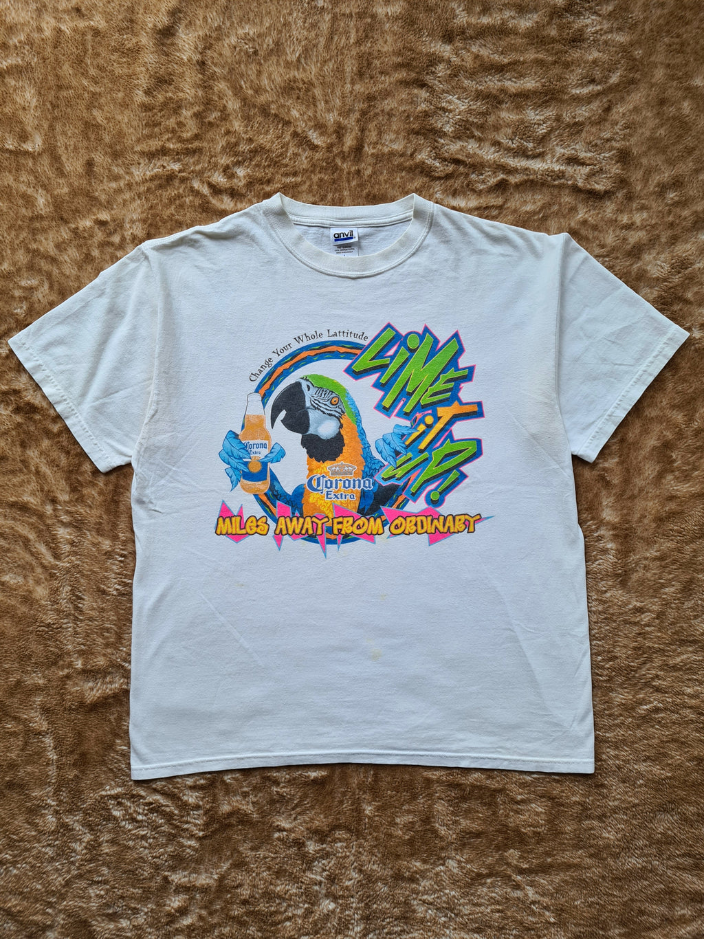 De vintage winkel met tweedehands kleding uit de thrift | 00s ANVIL ''CORONA LIME IT UP'' T-SHIRT [L] T-SHIRT