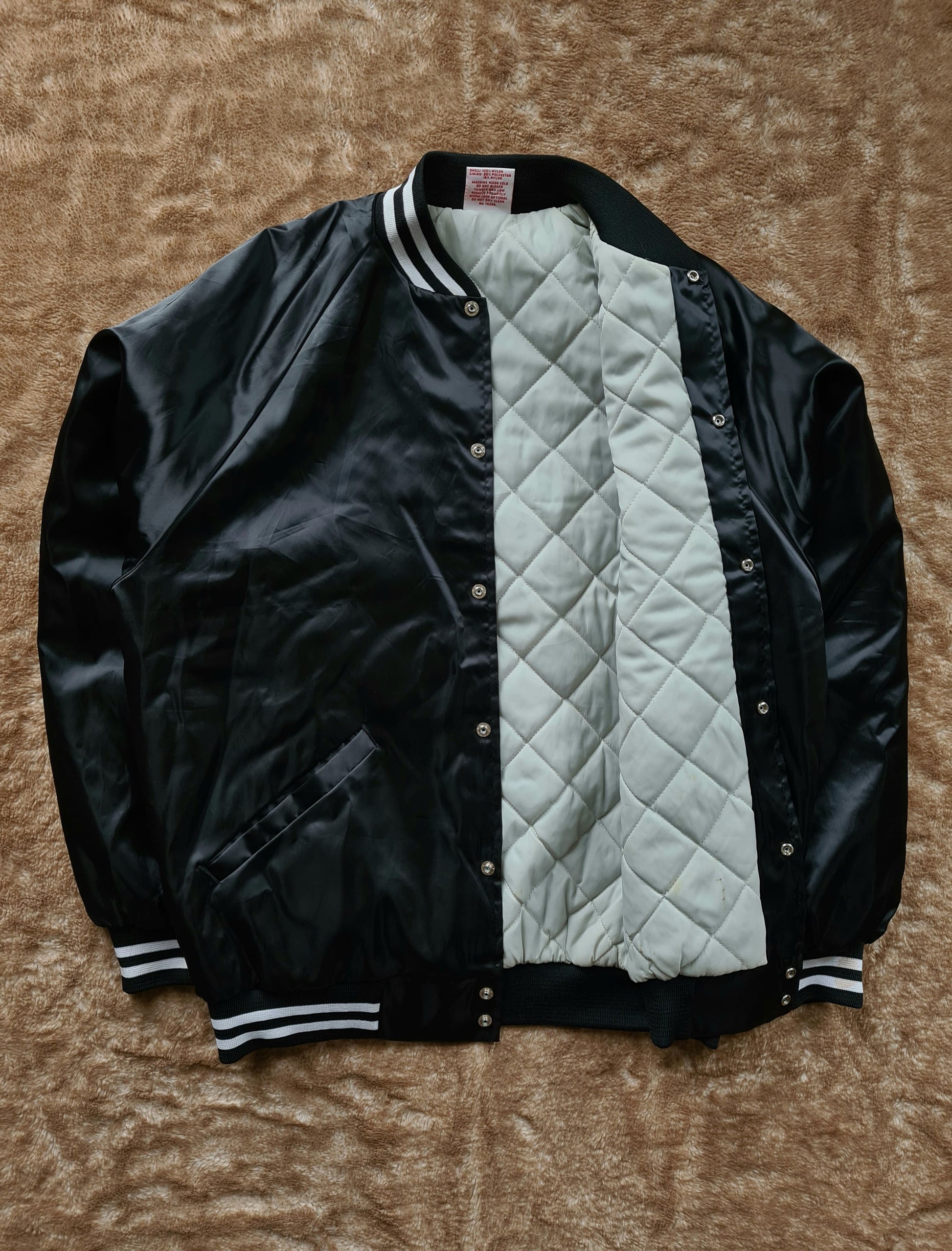 De vintage winkel met tweedehands kleding uit de thrift | 80s CARDINAL ''INDIAN MOUND'' BOMBER JACKET [XL] OUTERWEAR
