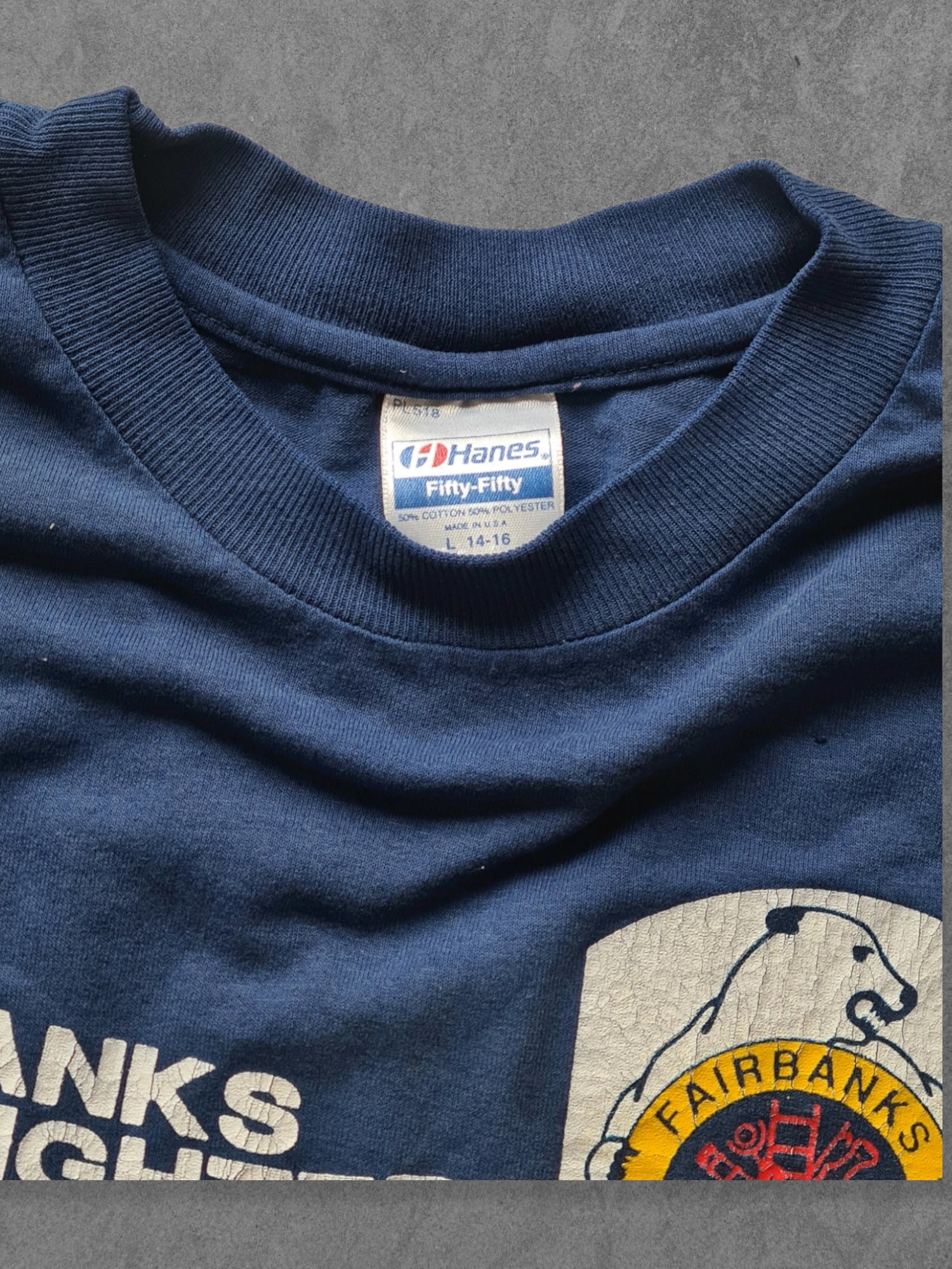 De vintage winkel met tweedehands kleding uit de thrift | 80s HANES ''FAIRBANKS FIREFIGHTERS'' T-SHIRT [S] T-SHIRT