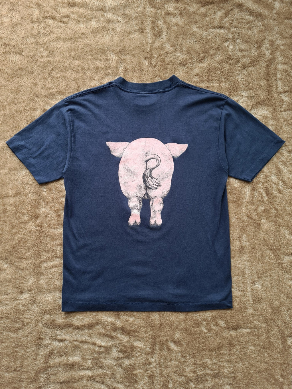 De vintage winkel met tweedehands kleding uit de thrift | 80s HEF-T BY TEE JAYS ''PIG'' T-SHIRT [L] T-SHIRT