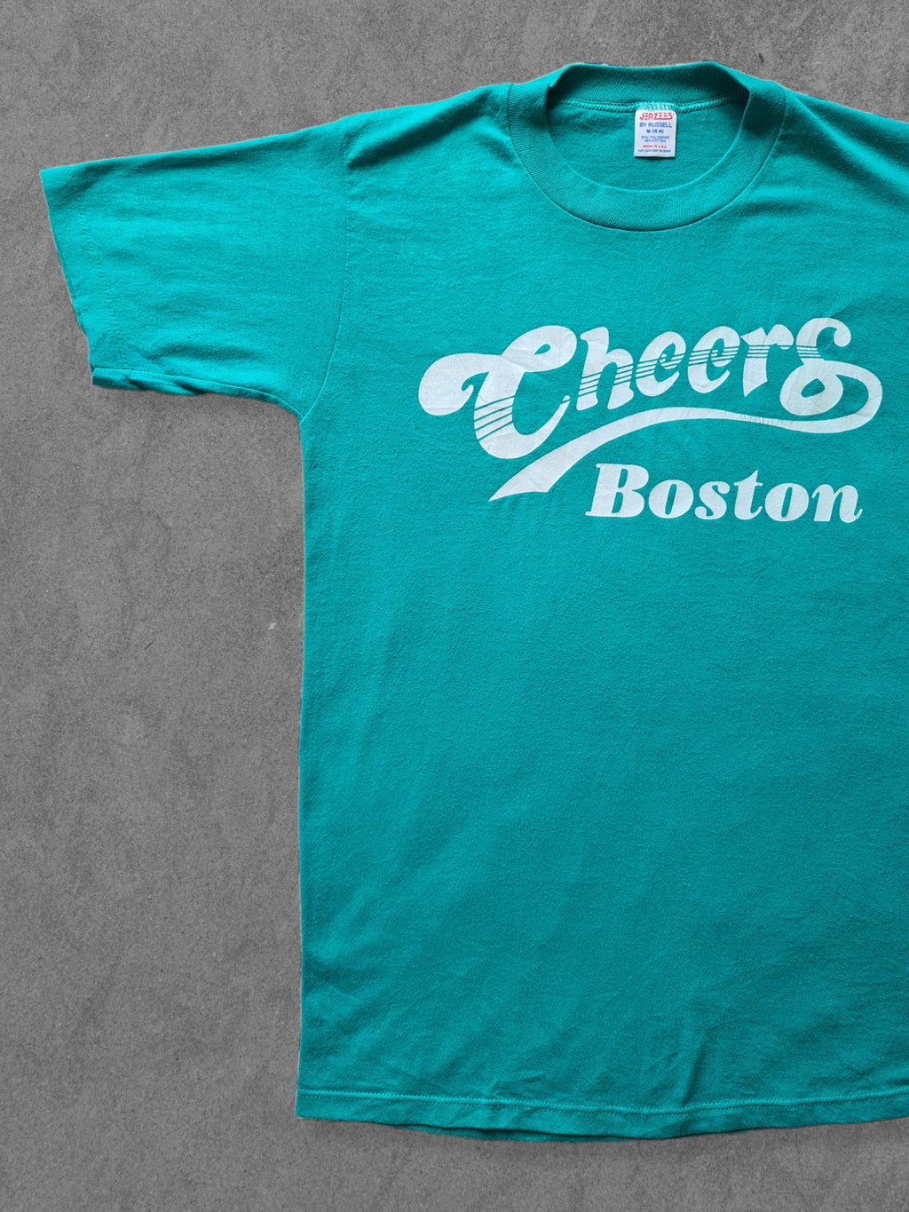 De vintage winkel met tweedehands kleding uit de thrift | 80s JERZEES BY RUSSELL ''BOSTON'' T-SHIRT [M] T-SHIRT