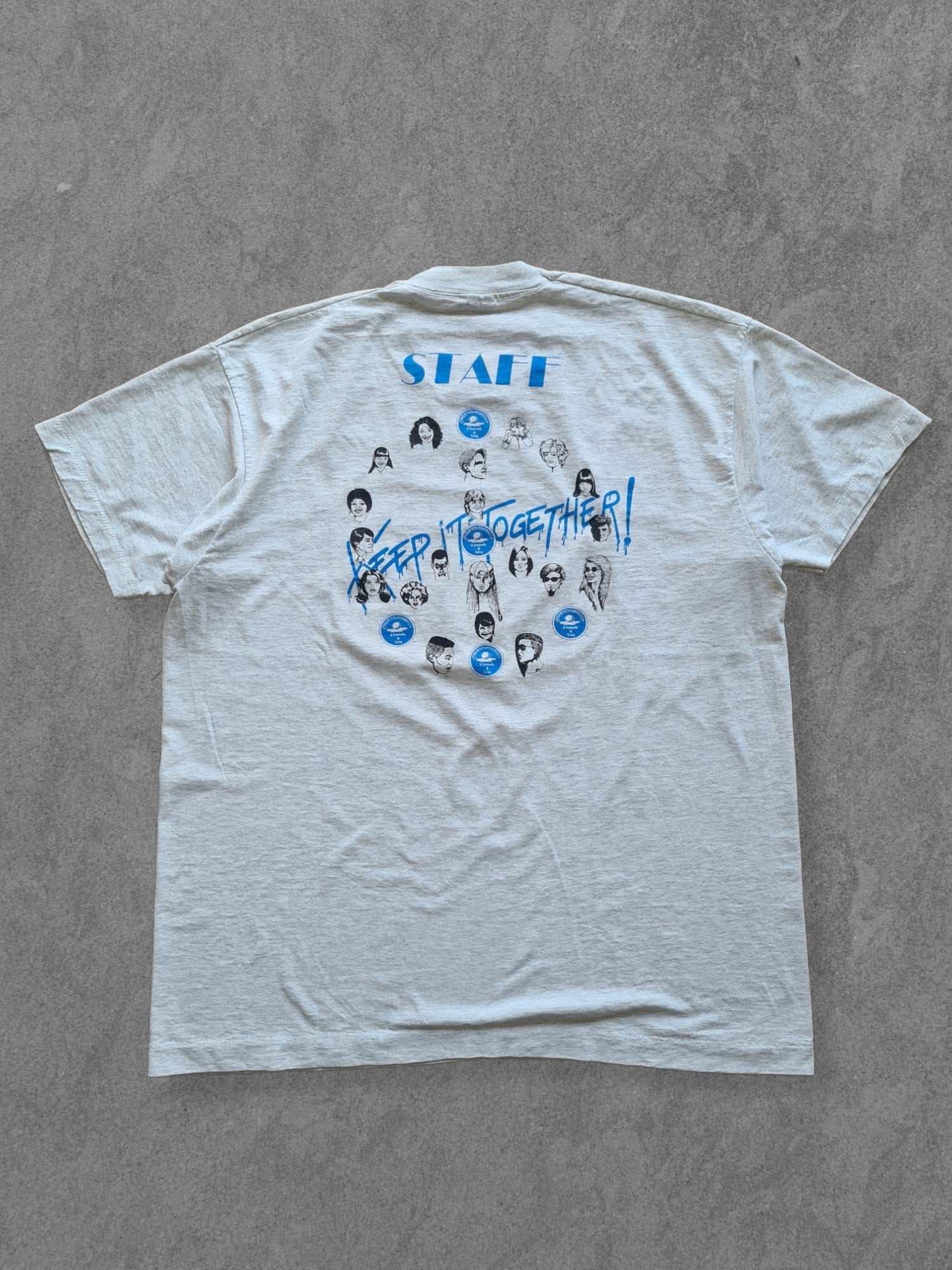 De vintage winkel met tweedehands kleding uit de thrift | 90s BEST FRUIT OF THE LOOM ''PCHS'' T-SHIRT [XL] T-SHIRT