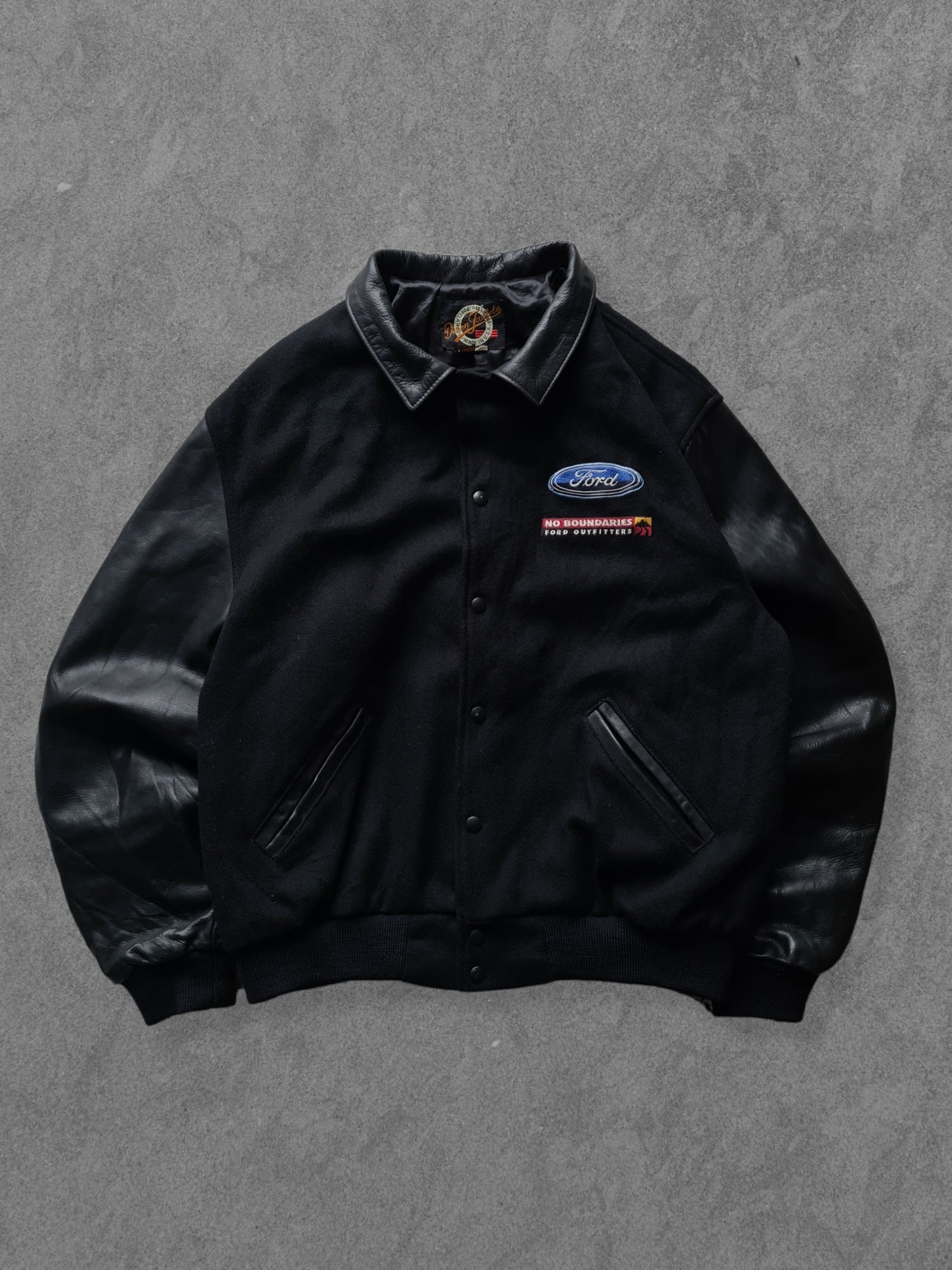 De vintage winkel met tweedehands kleding uit de thrift | 90s DEHEN "FORD X" VARSITY JACKET [XL] OUTERWEAR