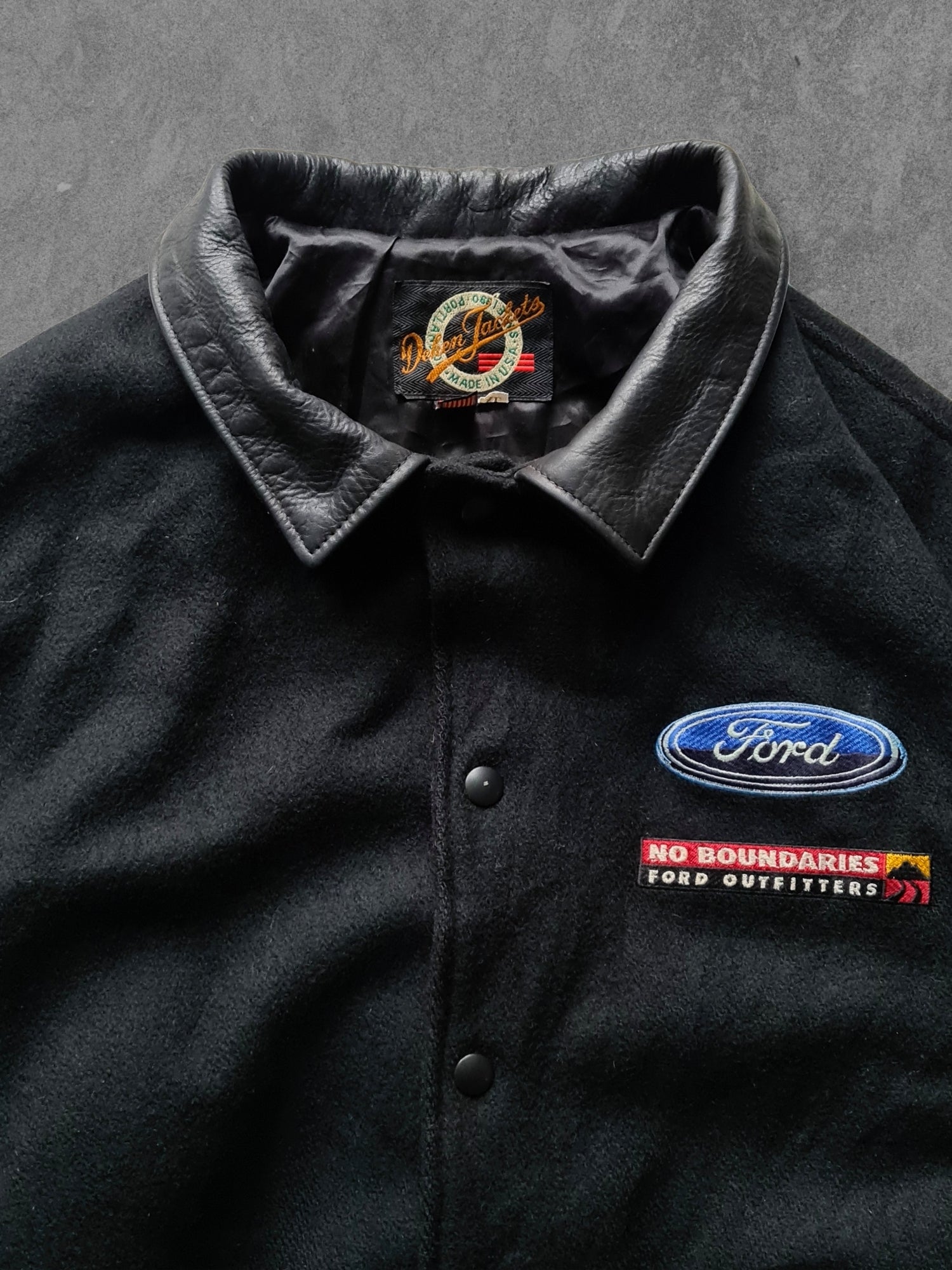 De vintage winkel met tweedehands kleding uit de thrift | 90s DEHEN "FORD X" VARSITY JACKET [XL] OUTERWEAR