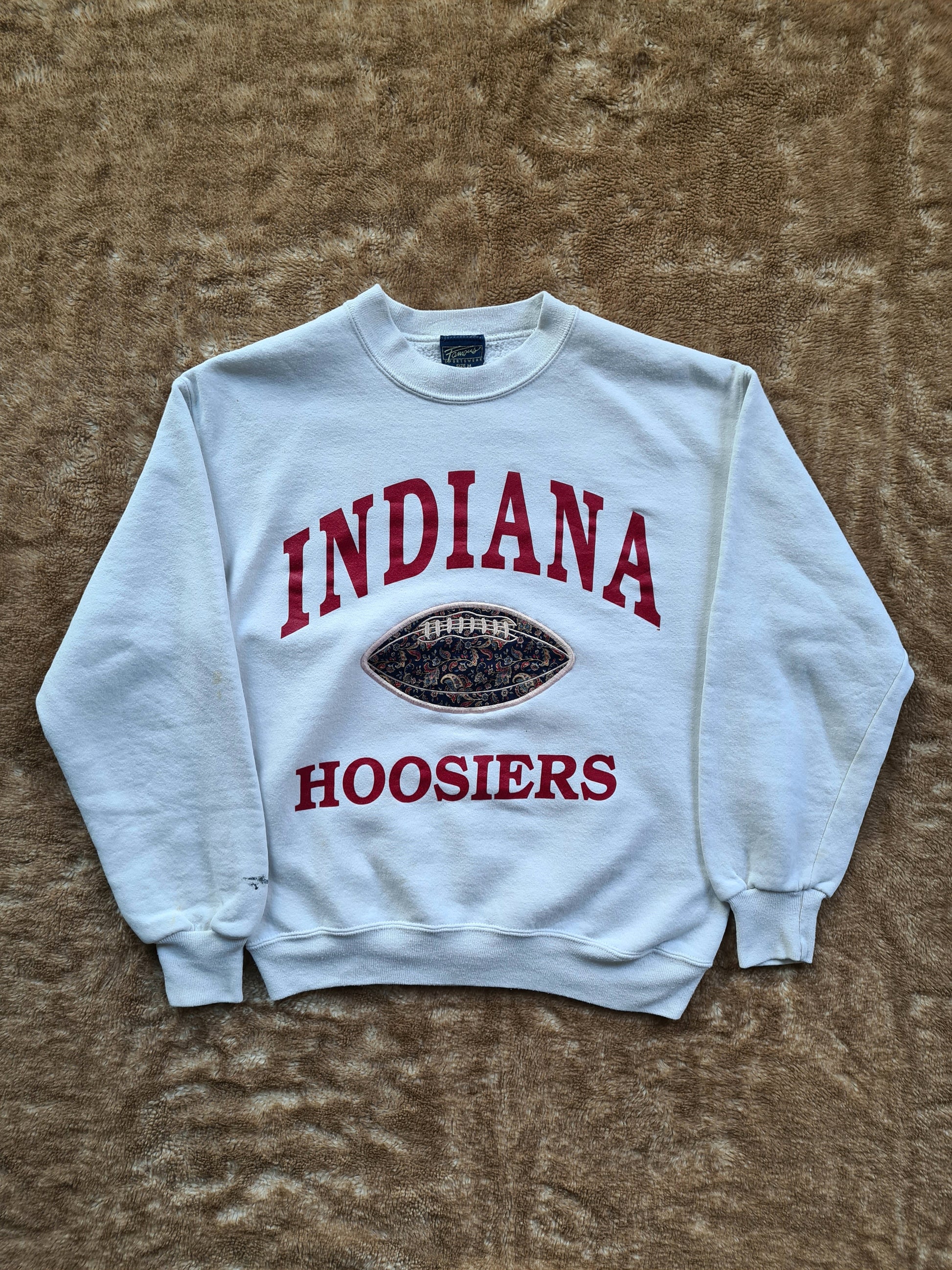 De vintage winkel met tweedehands kleding uit de thrift | 90s FAMOUS SPORTSWEAR ''INDIANA HOOSIERS'' [M] SWEATSHIRT