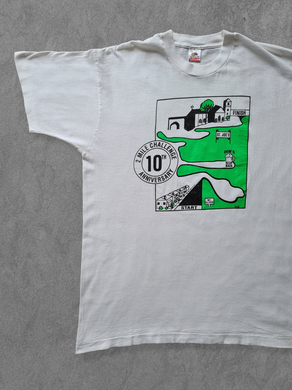 De vintage winkel met tweedehands kleding uit de thrift | 90s FRUIT OF THE LOOM ''2 MILE CHALLENGE'' T-SHIRT [XL] T-SHIRT
