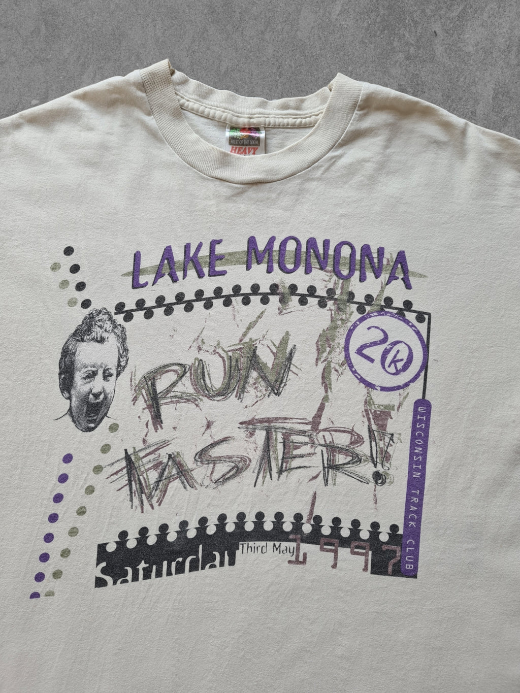 De vintage winkel met tweedehands kleding uit de thrift | 90s FRUIT OF THE LOOM ''LAKE MONONA'' T-SHIRT [XL] T-SHIRT