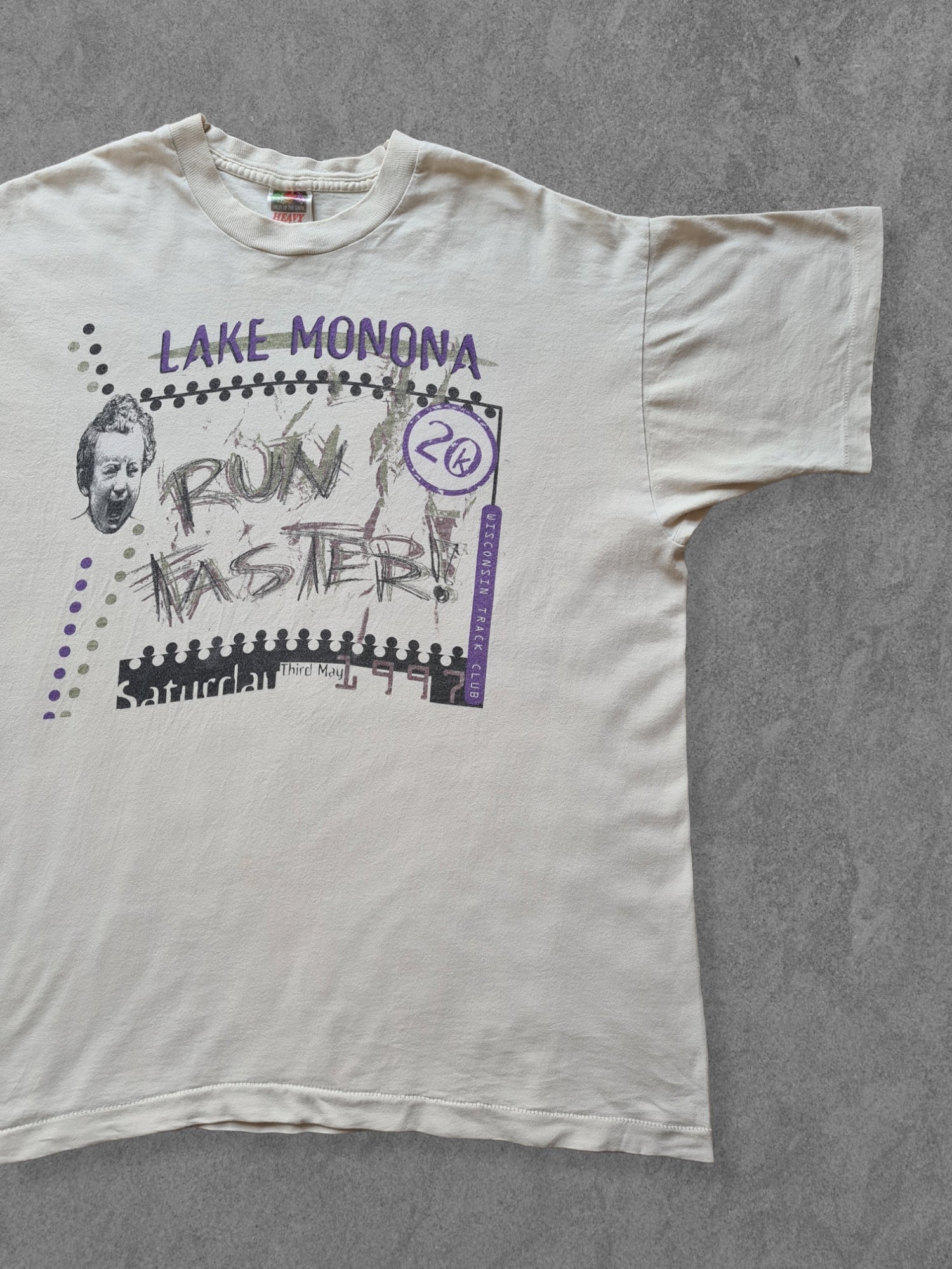 De vintage winkel met tweedehands kleding uit de thrift | 90s FRUIT OF THE LOOM ''LAKE MONONA'' T-SHIRT [XL] T-SHIRT