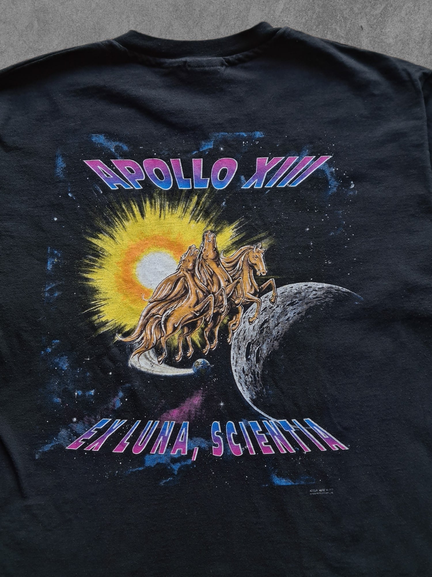 De vintage winkel met tweedehands kleding uit de thrift | 90s HANES ''APOLLO 13'' T-SHIRT [XL] T-SHIRT