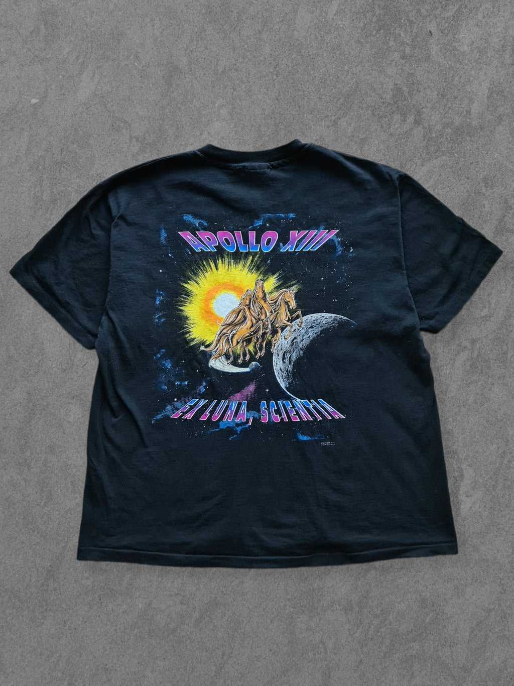 De vintage winkel met tweedehands kleding uit de thrift | 90s HANES ''APOLLO 13'' T-SHIRT [XL] T-SHIRT