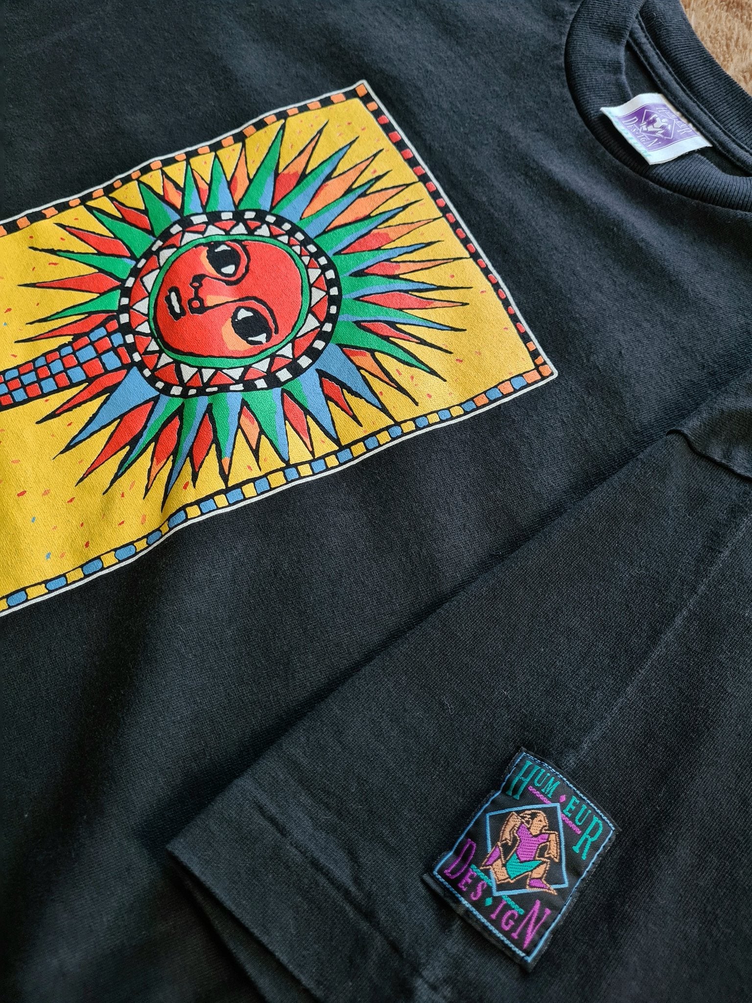 De vintage winkel met tweedehands kleding uit de thrift | 90s HUMEUR DESIGN ''PLANT A TREE'' T-SHIRT [M] T-SHIRT