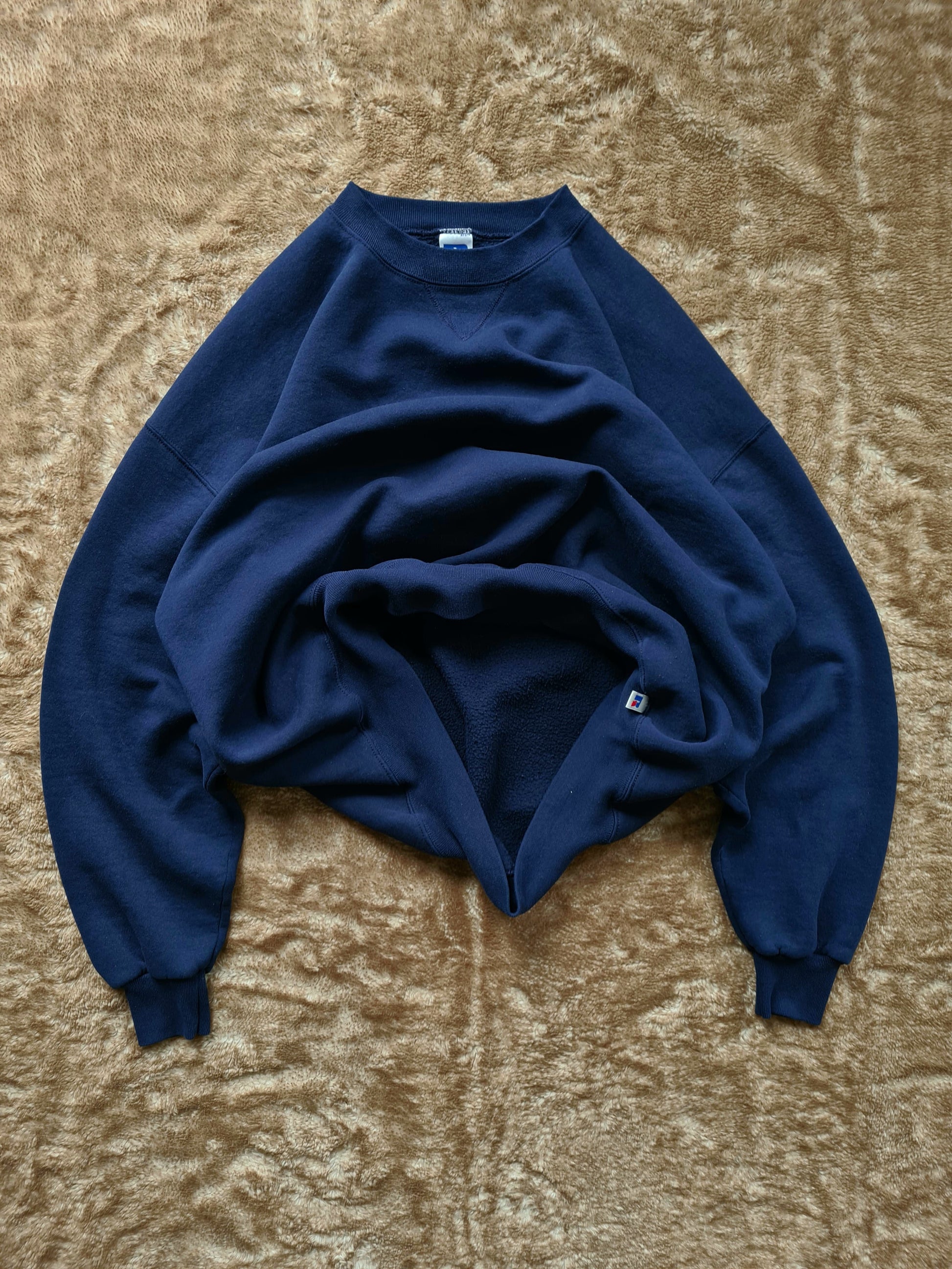 De vintage winkel met tweedehands kleding uit de thrift | 90s RUSSELL NAVY BLANK SWEATSHIRT [XXL] SWEATSHIRT