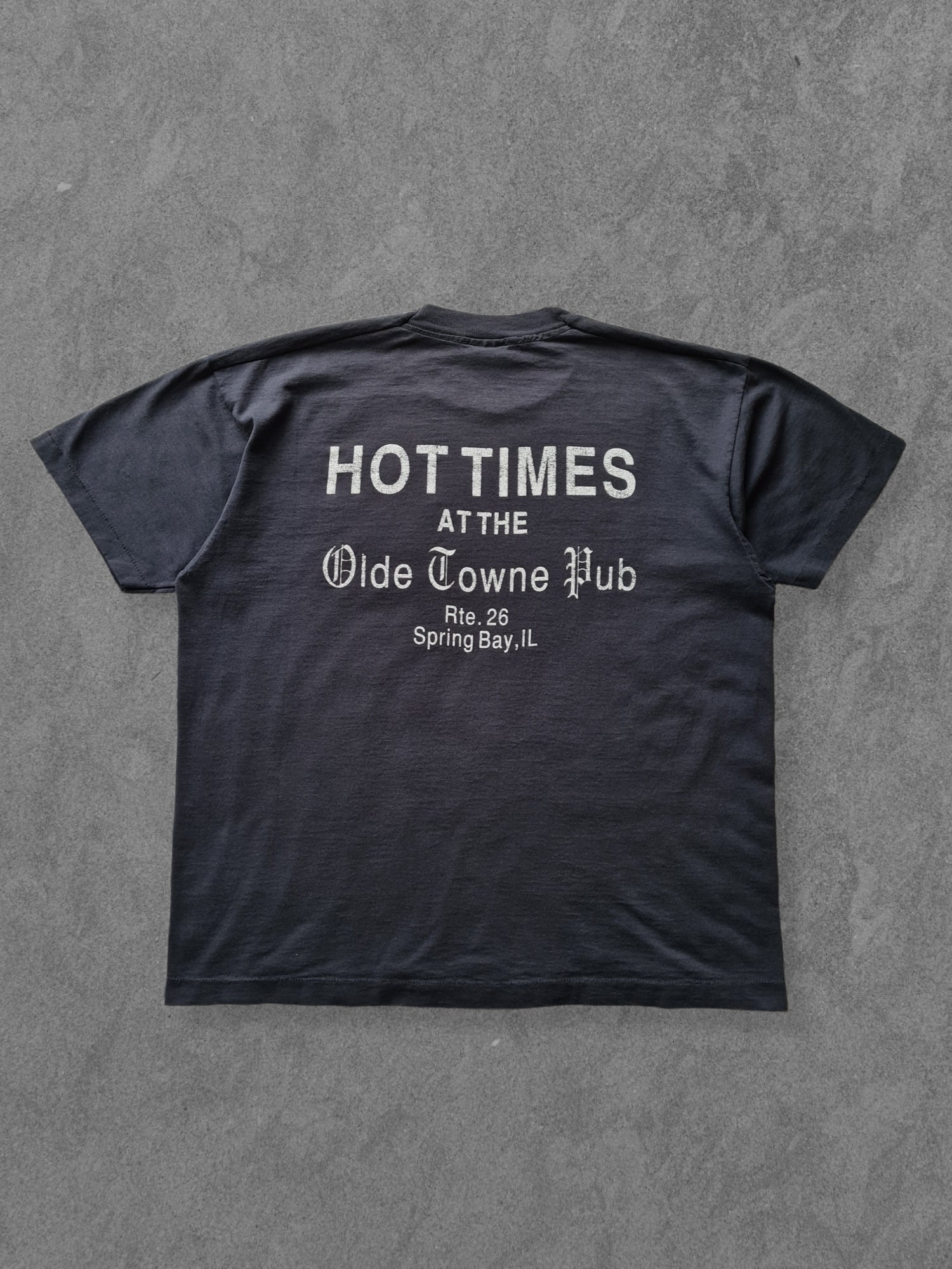 De vintage winkel met tweedehands kleding uit de thrift | 90s SCREEN STARS ''OLDE TOWNE PUB'' T-SHIRT [XL] T-SHIRT