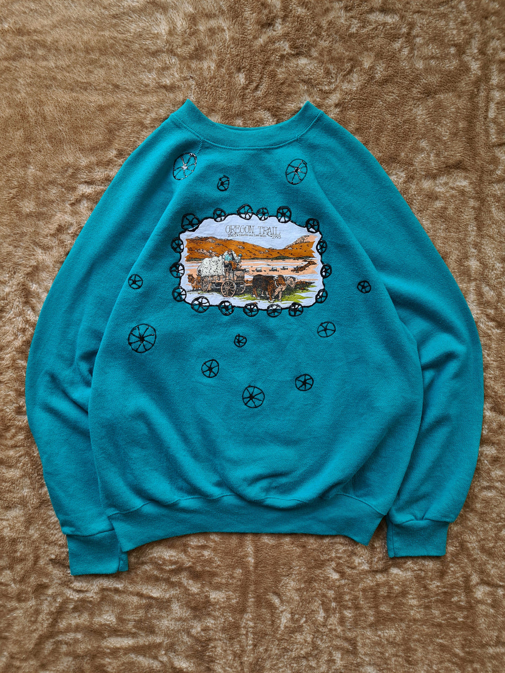 De vintage winkel met tweedehands kleding uit de thrift | 90s TULTEX ''OREGON TRAIL'' SWEATSHIRT [L] SWEATSHIRT