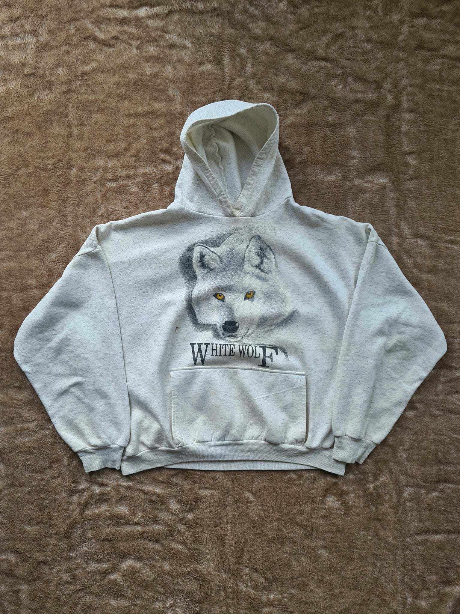 De vintage winkel met tweedehands kleding uit de thrift | 80s WHITE WOLF HOODIE [M] SWEATSHIRT
