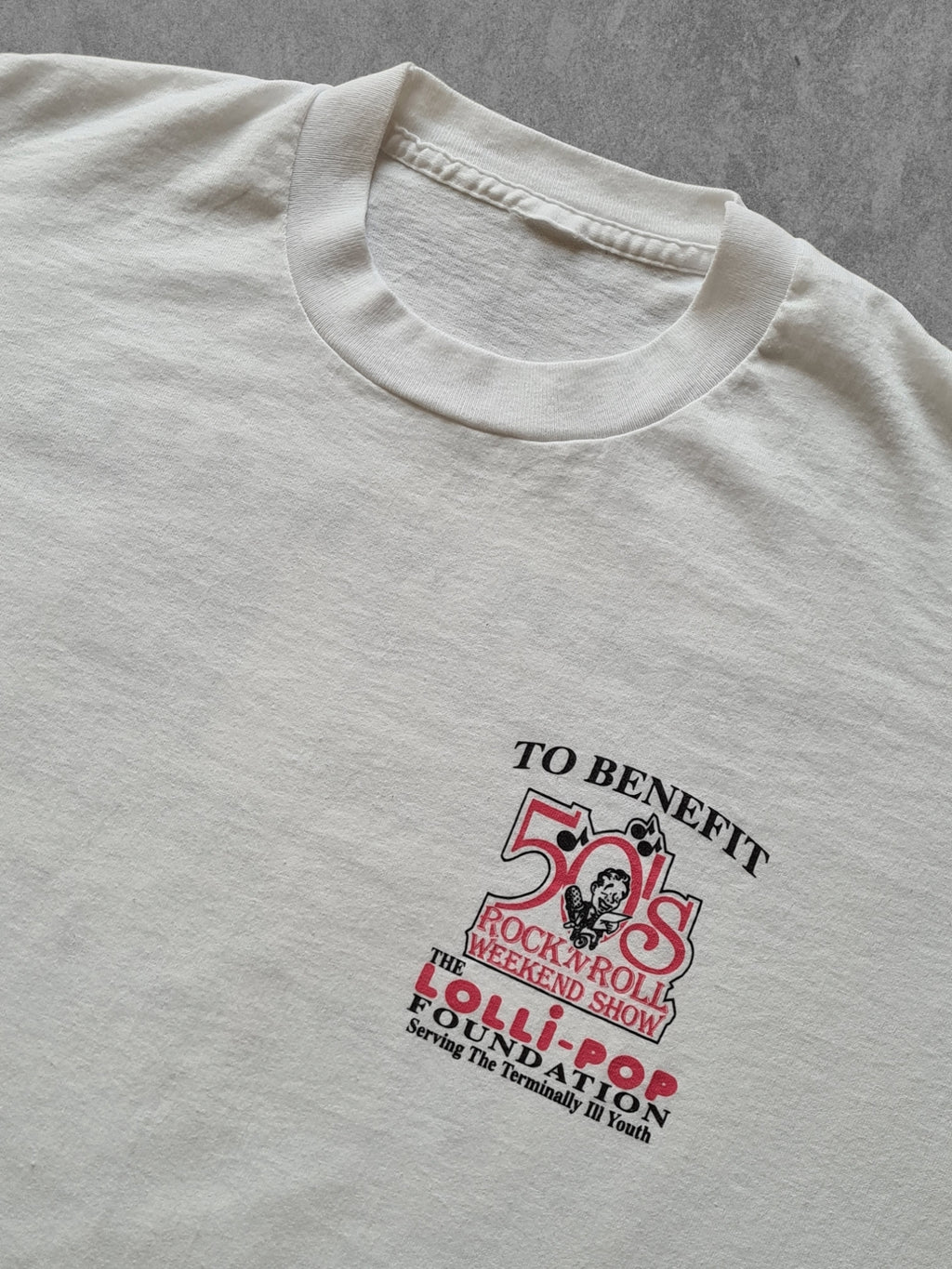 De vintage winkel met tweedehands kleding uit de thrift | 90s ''LOLLI-POP FOUNDATION ROCK N ROLL'' T-SHIRT [XL] T-SHIRT